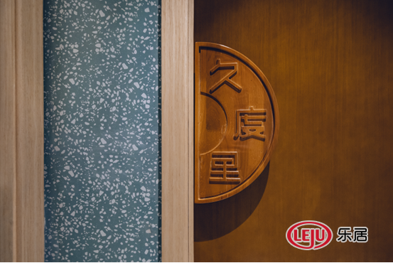 郝宇作品 | 烧烤酒吧，一半是海水一半是火焰