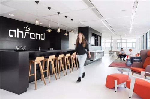 Royal Ahrend