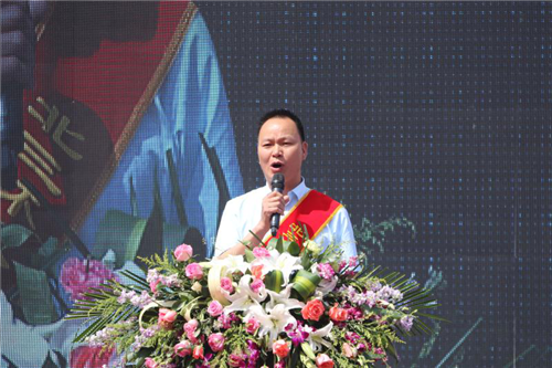 获奖商户陕西大鹏实业发展有限公司董事长翁长庆讲话