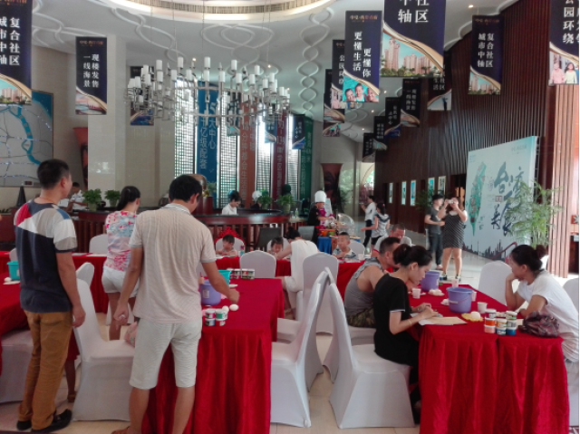 吃货大派对，中弘西岸首府台湾美食嘉年华火爆来袭(组图)