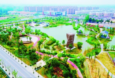 近日,江北新区星甸街道洛园广场市民游园建成.