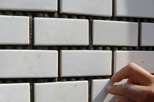 粘瓷砖用什么胶最好 瓷砖胶使用方法