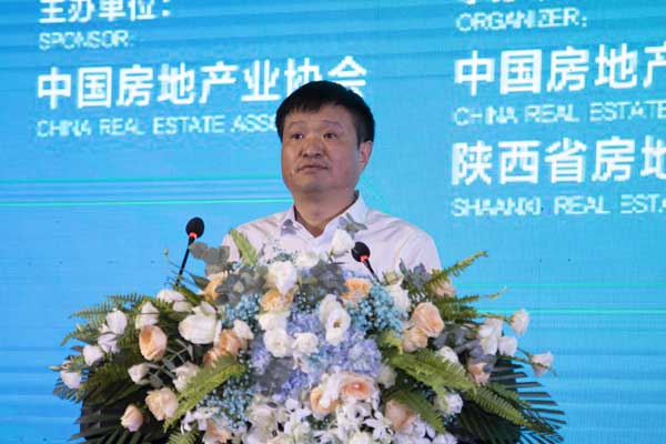 中国房地产业协会住宅技术委员会主任陈祖新发布通报