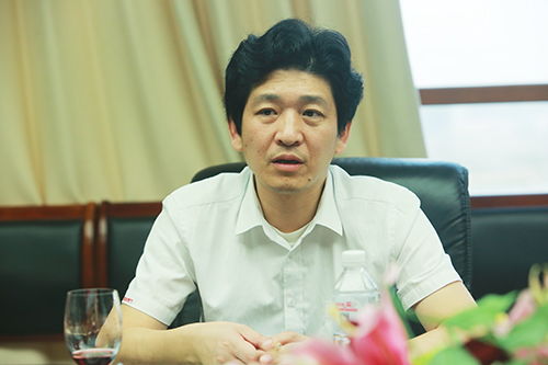 北京家居行业协会门窗委员会会长、TATA木门创始人吴晨曦