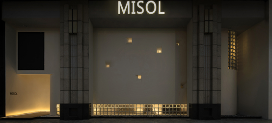 何靓作品 ｜ 有光MISOL