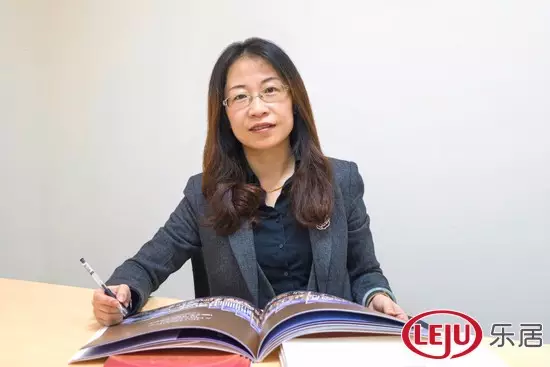 3·8为佛山地产巾帼点赞之国瑞地产王婷婷