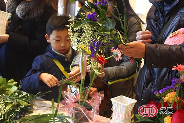 情趣下载保利领秀山女神花语认筹驾到_活启幕商城百合多多性图片