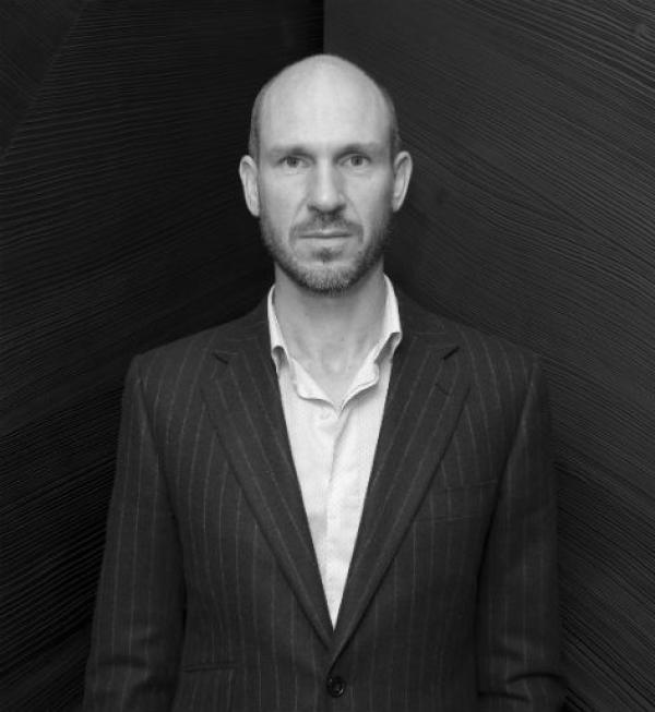  巴黎展年度设计师 Tristan Auer
