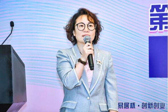 易居企业集团首席运营官严安