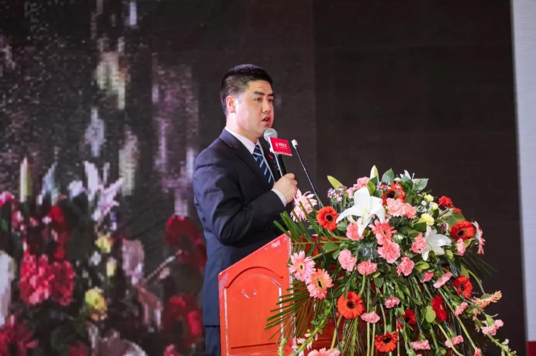 志邦厨柜分公司总经理  汪俊林  做2017总结及2018规划