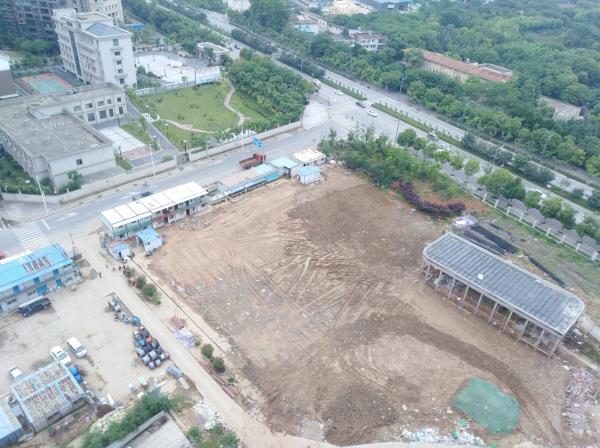 部分土地已开始绿化平整