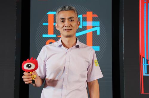  广东华浔品味装饰集团有限公司董事长/总裁夏振华