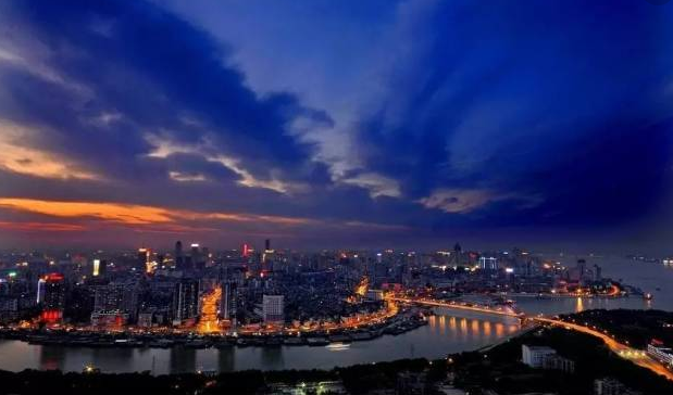 武汉荣登“中国十大幸福城市”榜首