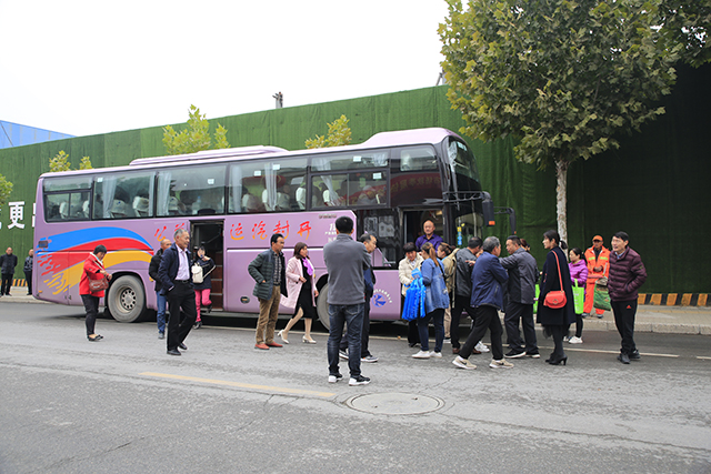 2019宽广洁具市场秋季采购订货狂欢节开幕