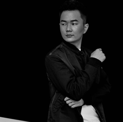 徐学浩新作：线条起舞黑与白