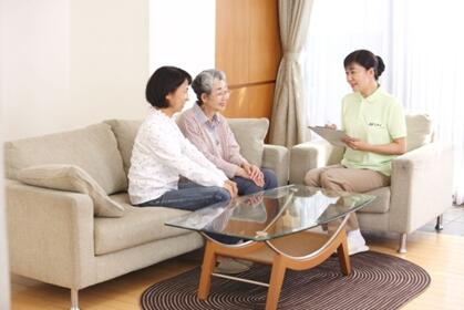 日医的介护服务为老人定制专属服务计划