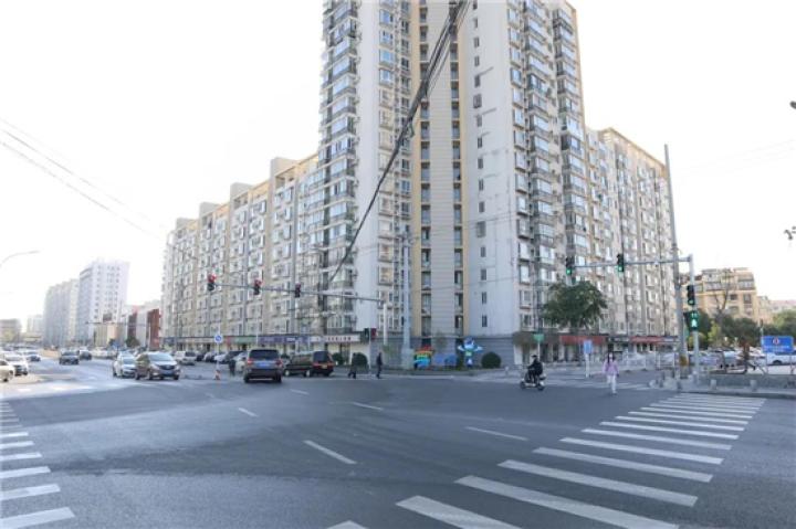 常营南路整治工程已完工!道路两侧增加300多个停车位!