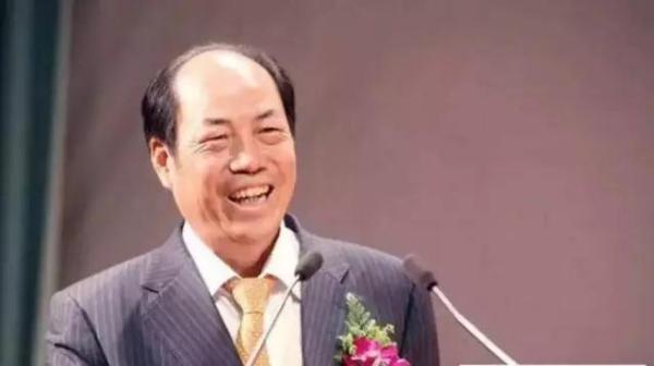 在碧桂园官网上，杨国强在2017年的元旦致辞赫然在目
