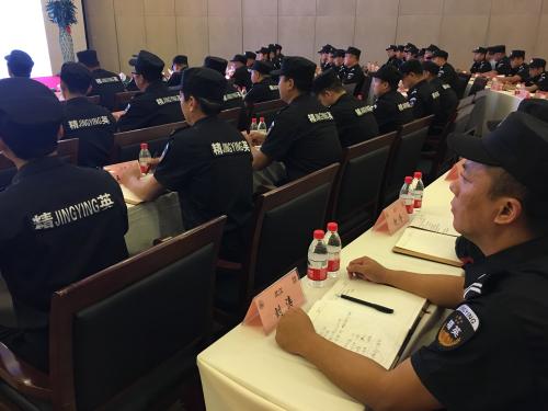 工长们聚精会神的沉浸在赵博士的资深经验中，体会到了报价的学问