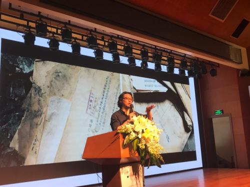 陈彬以《被唤醒的体验》为题做主题演讲