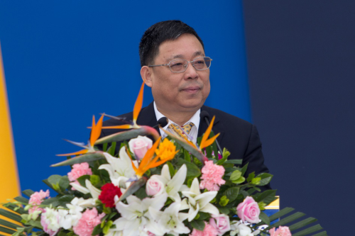 成都市人民政府副市长刘烈东认可IFIF对西部家居行业的推动作用