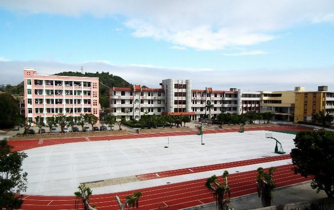 广州中学将建成"未来学校" 高一新生将采用小班化教学