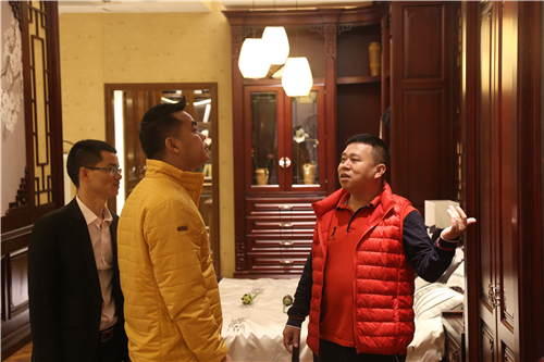 广东省定制家居协会、广东省衣柜行业协会秘书长曾勇一行参观了合生雅居总部
