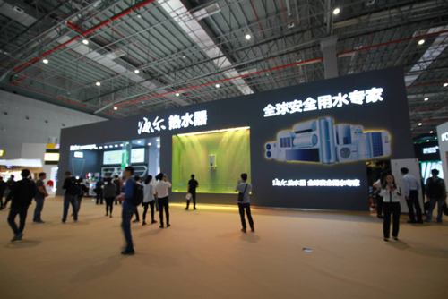 海尔热水器获评中国房地产部品供应商首选品牌