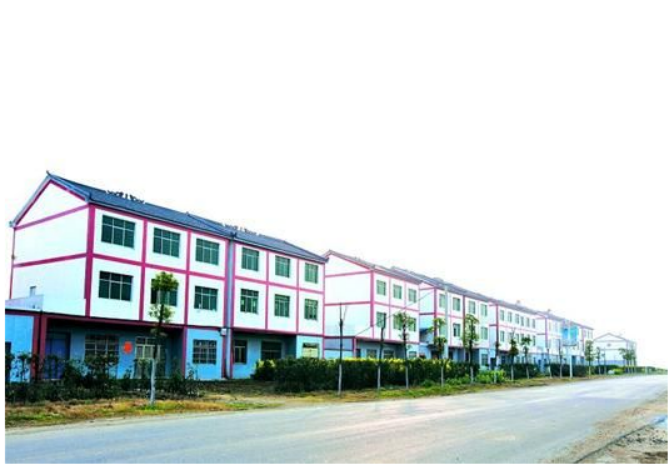 由于受到老百姓偏爱自建住现场速记宅、荆门城区竞品住宅的双重冲击