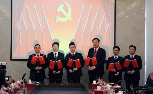 欧亚达