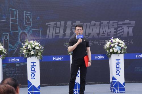 苏宁易购华中区域副总裁戴冯军先生
