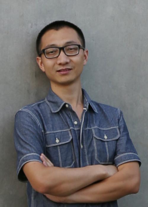 白浩东
2015 毕业于广州美术学院油画系 硕士