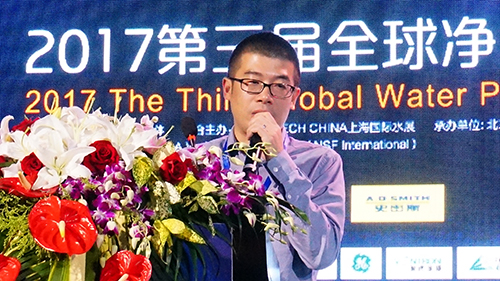 LG智能扫地机器人试玩