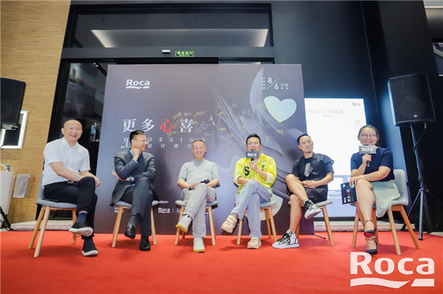 图示由左到右分别为：朱小军 苗永 张丰义 林森 朱晓鸣 于颖