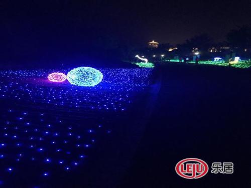 卢卡小镇：国际梦幻灯光节绚丽绽放(图3)