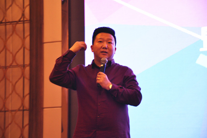 乐居华庭CEO刘登平先生登台演讲