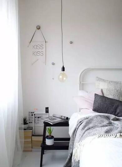 想要卧室变得更美，一定要注意床头灯的设计