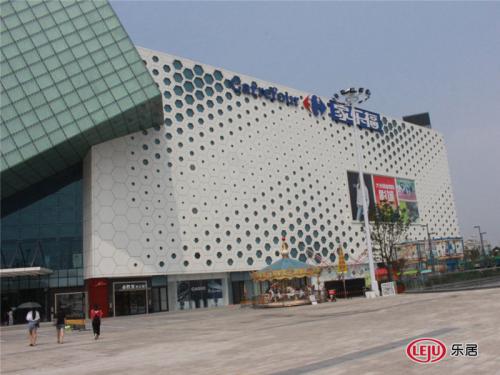 周邊家樂福超市