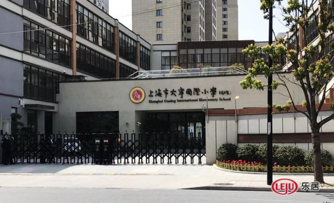 随着大宁国际商业广场的运营越发成熟完善,板块内的商业氛围也得到了