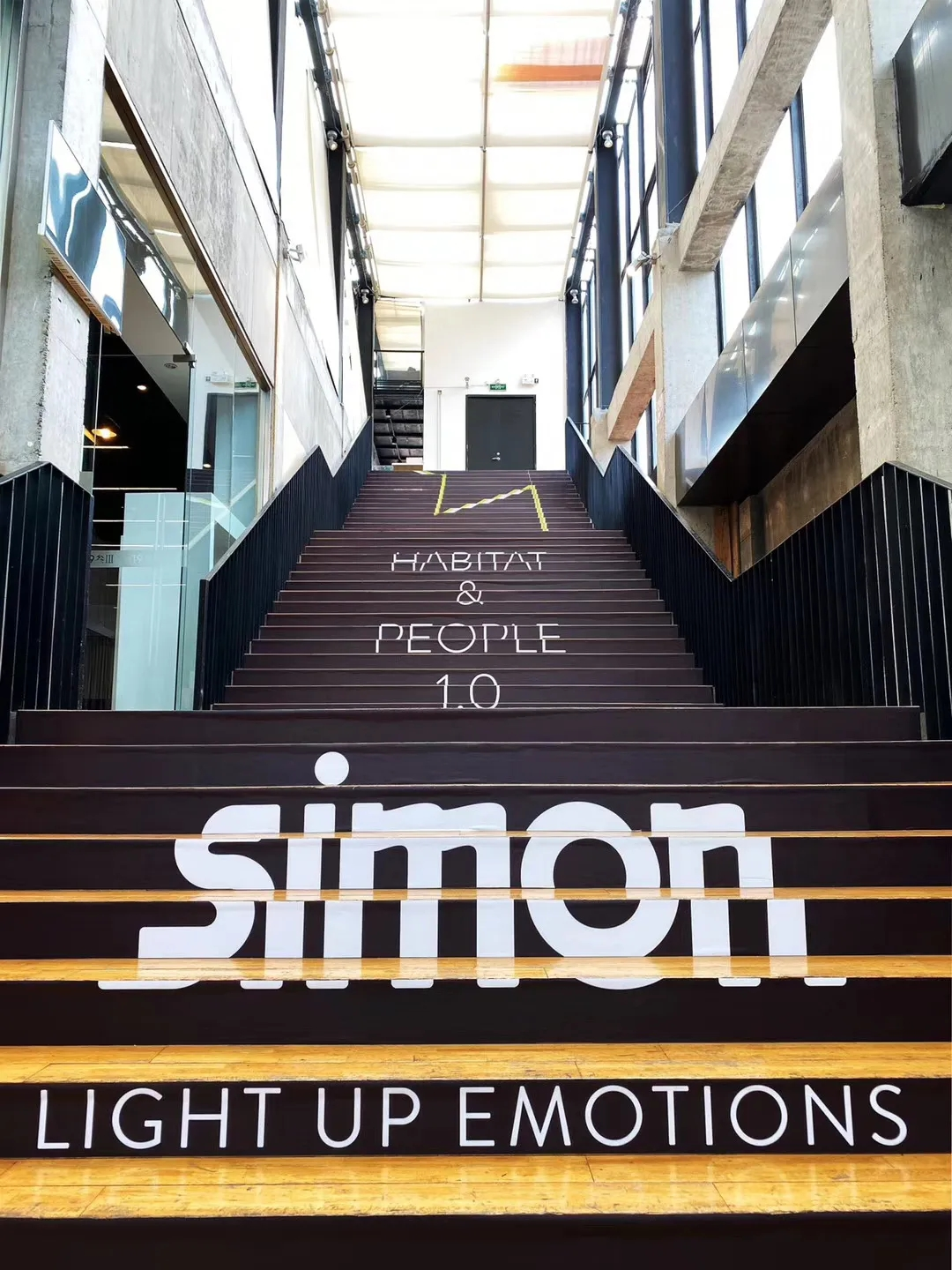 仲夏夜，Simon带来的一场与“光”的约会