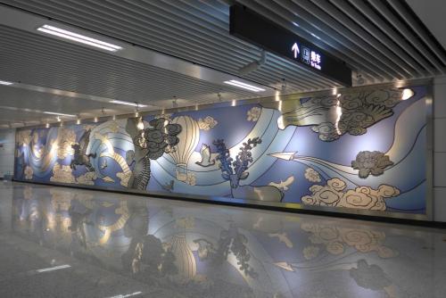 佛山市区镇领导参观成都地铁蒙娜丽莎陶瓷艺术