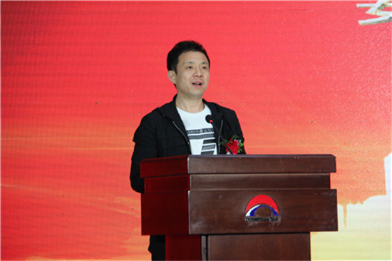 圣象陕西多层公司总经理姜雷先生现场致欢迎词