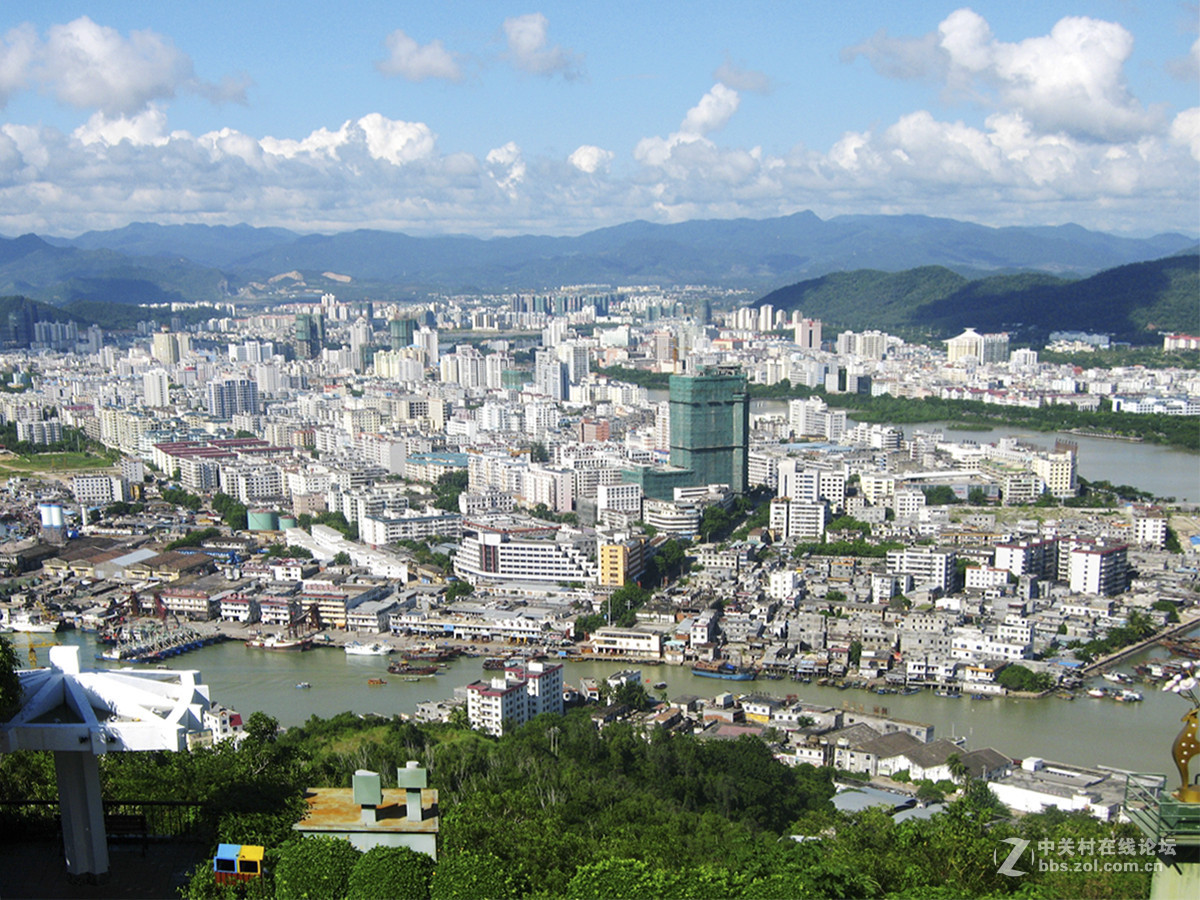 楼市调查:三亚房价将突破3万大关?