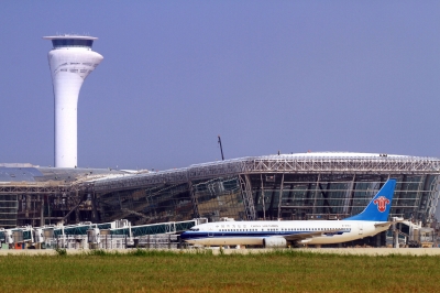 天河机场第二跑道正式启用