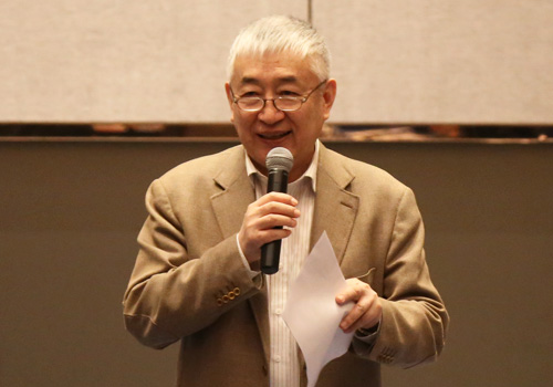 主持人：中國房地產業協會名譽副會長 童悅仲