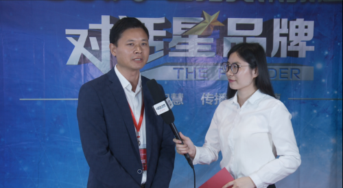 上海步之捷金属制品有限公司董事长罗玉华现场接受媒体采访花絮