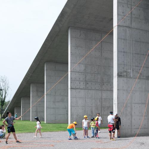 阿那亚启行青少年营地，由简盟工作室设计