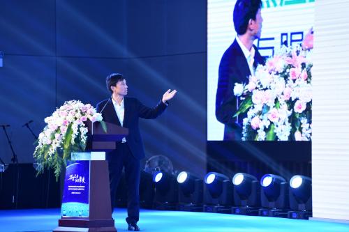 中国林业科学院木材工业研究所副所长、研究员吕斌
