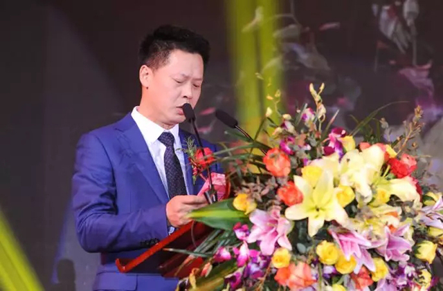 总经理周荣标致欢迎词