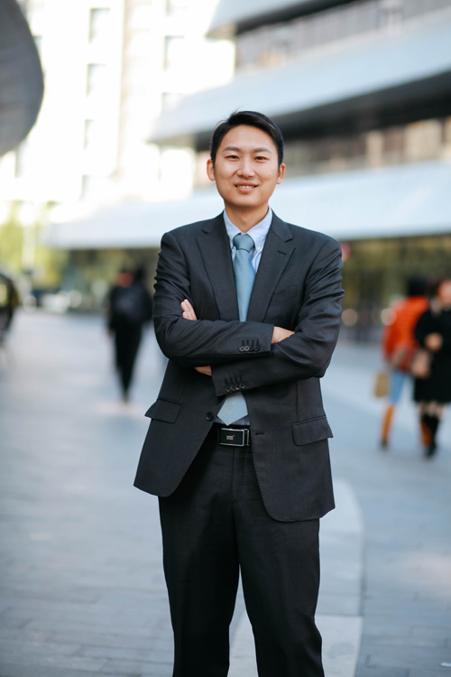 ѡCOO  Jason Li